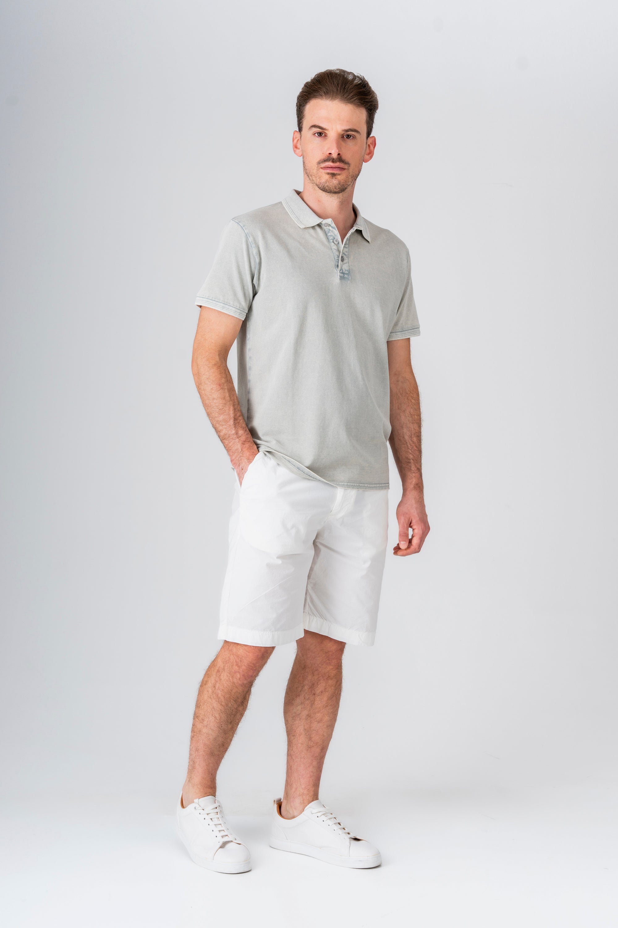 TMC546TPCF5_90F_HIGHLIGHT.jpg